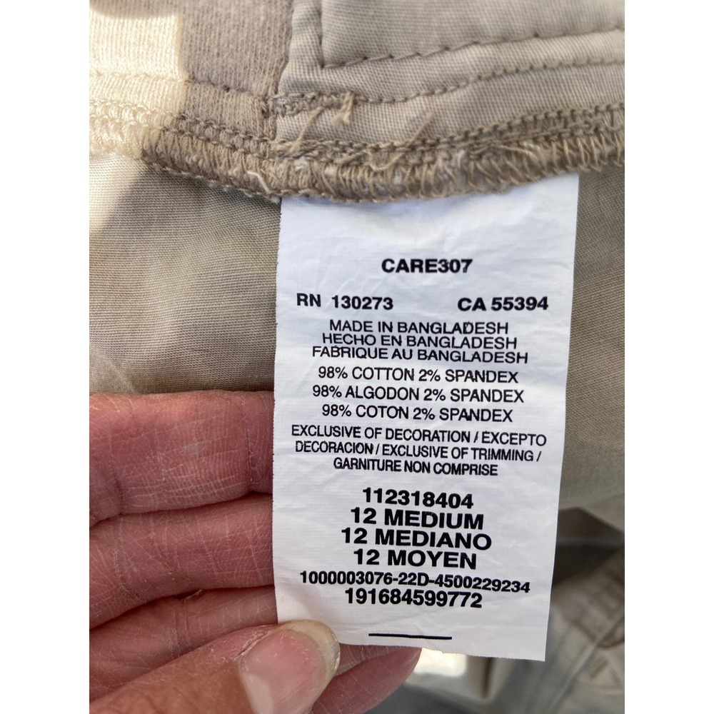 Lee Relaxed Fit Mid Rise Cargo Capris Oxford Tan Size 12 Medium NWT - Picture 5 of 6